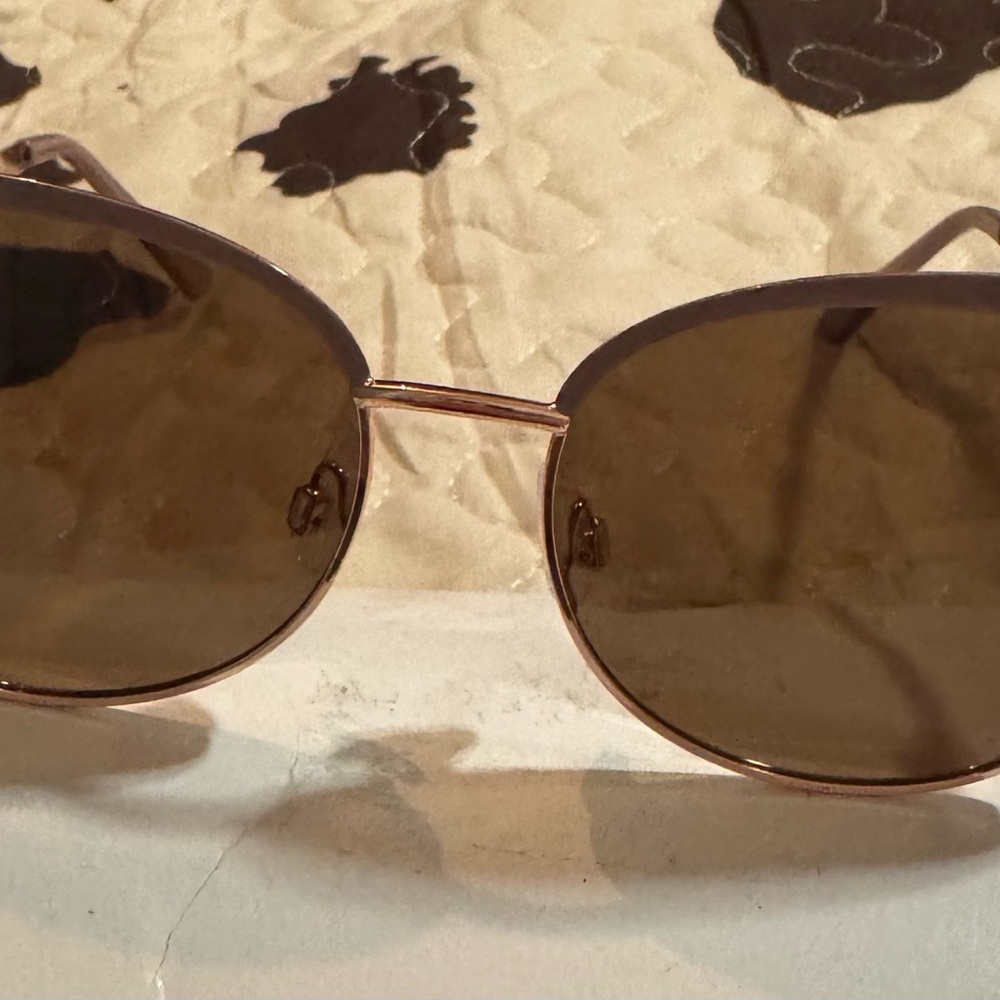 Oscar de la Renta Brown Sunglasses
